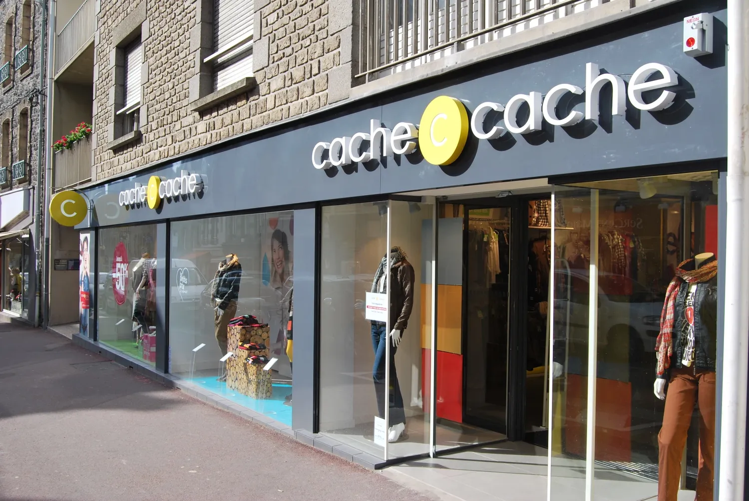 carport saint berthevin